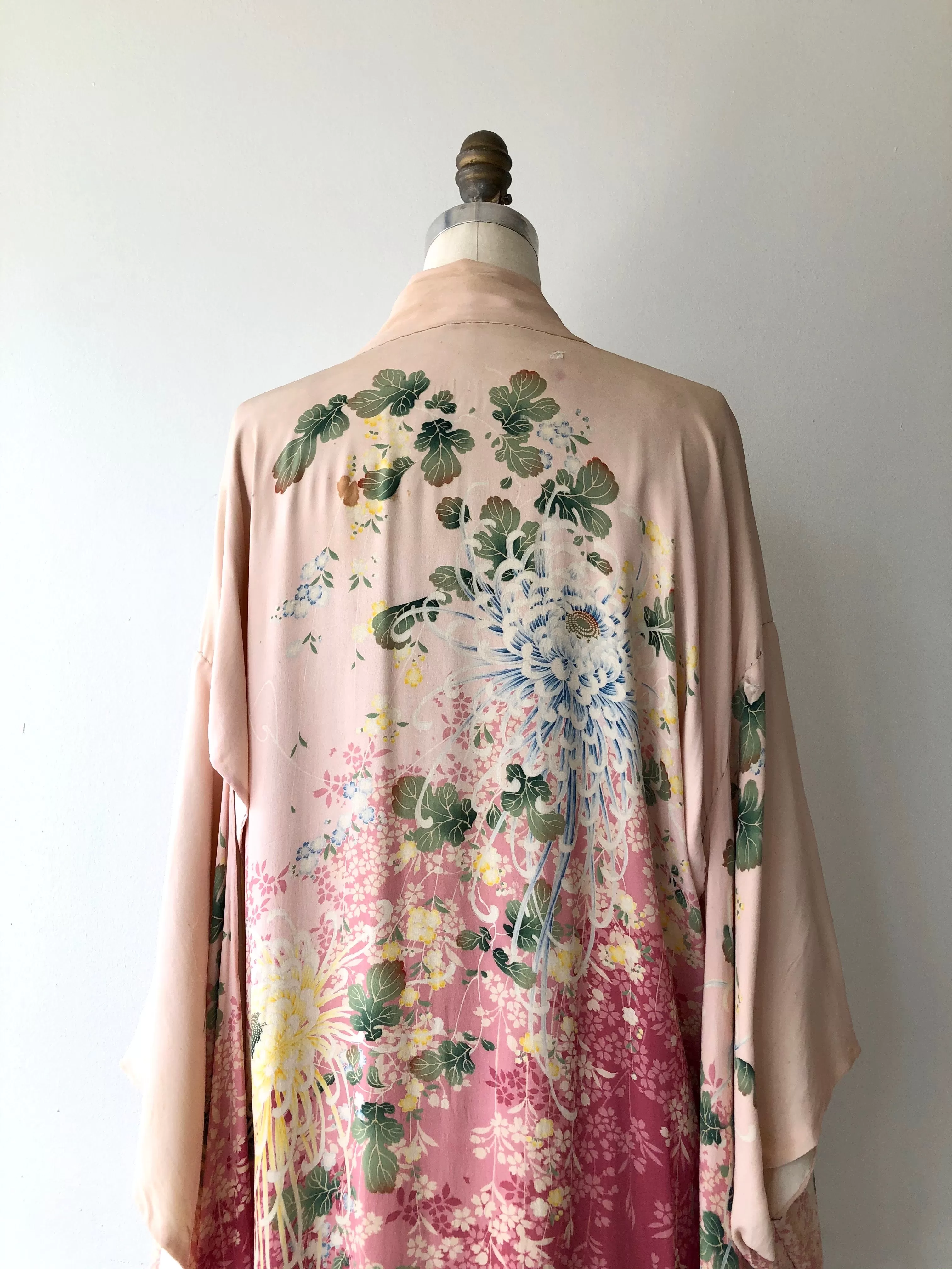 Antique 1920s Japanese silk kimono