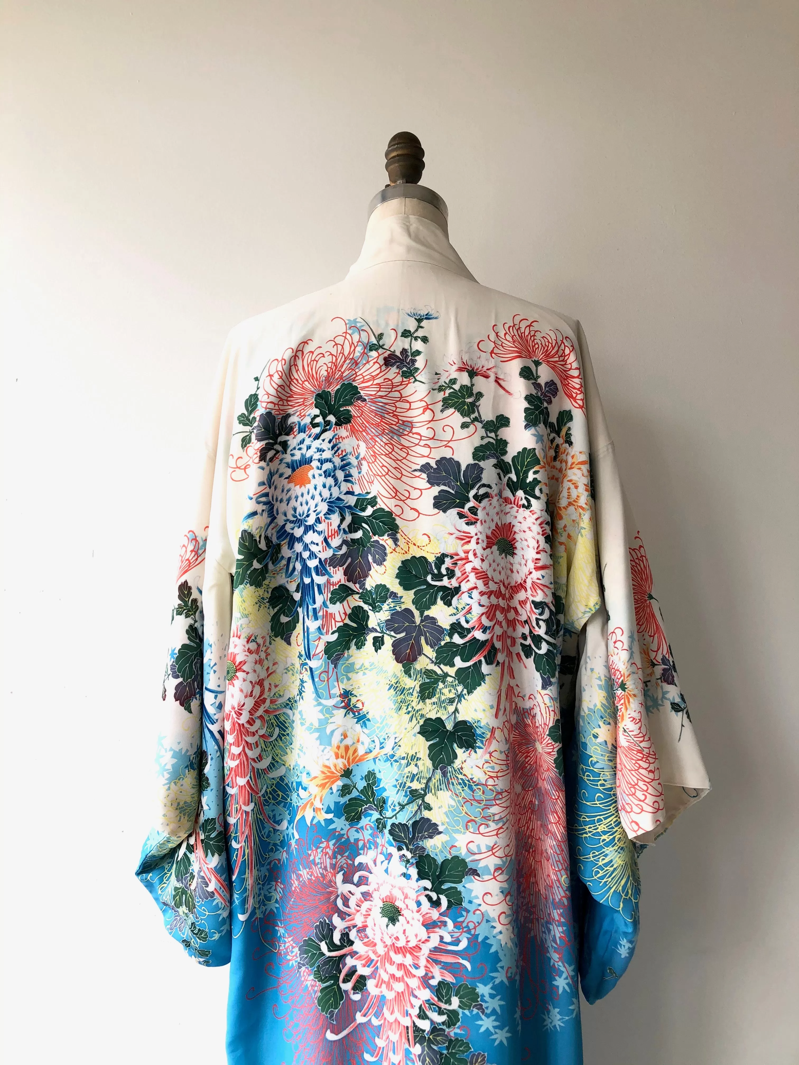 Antique 1930s Japanese Maple silk kimono