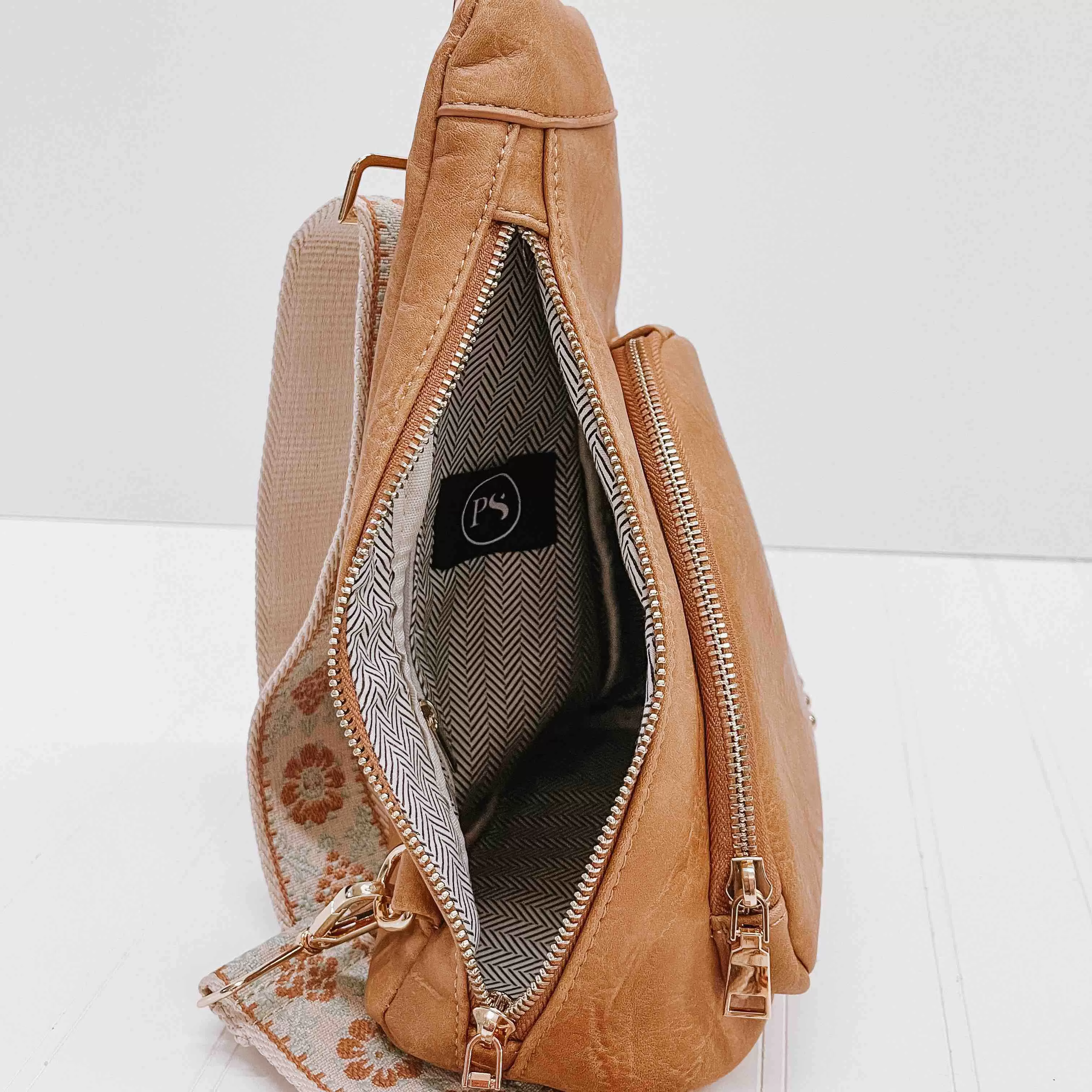 Austin Sling Bag: Caramel