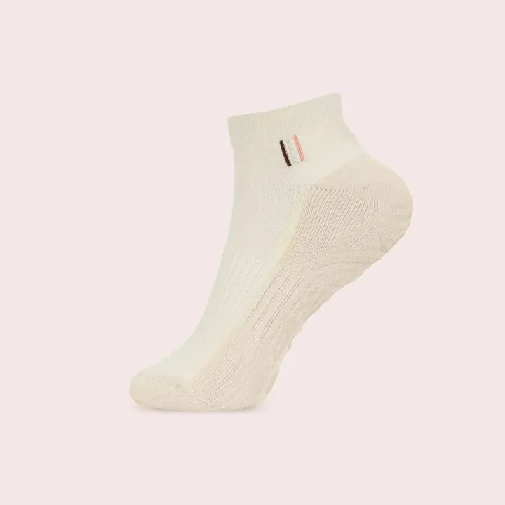 BAHE Grounded Grippy Ankle Socks - Coconut