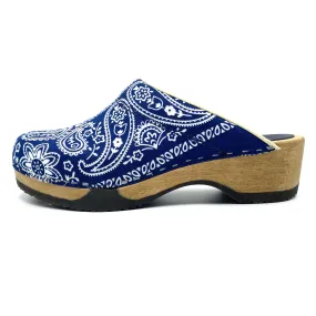 Embla Clogs | Navy Bandana