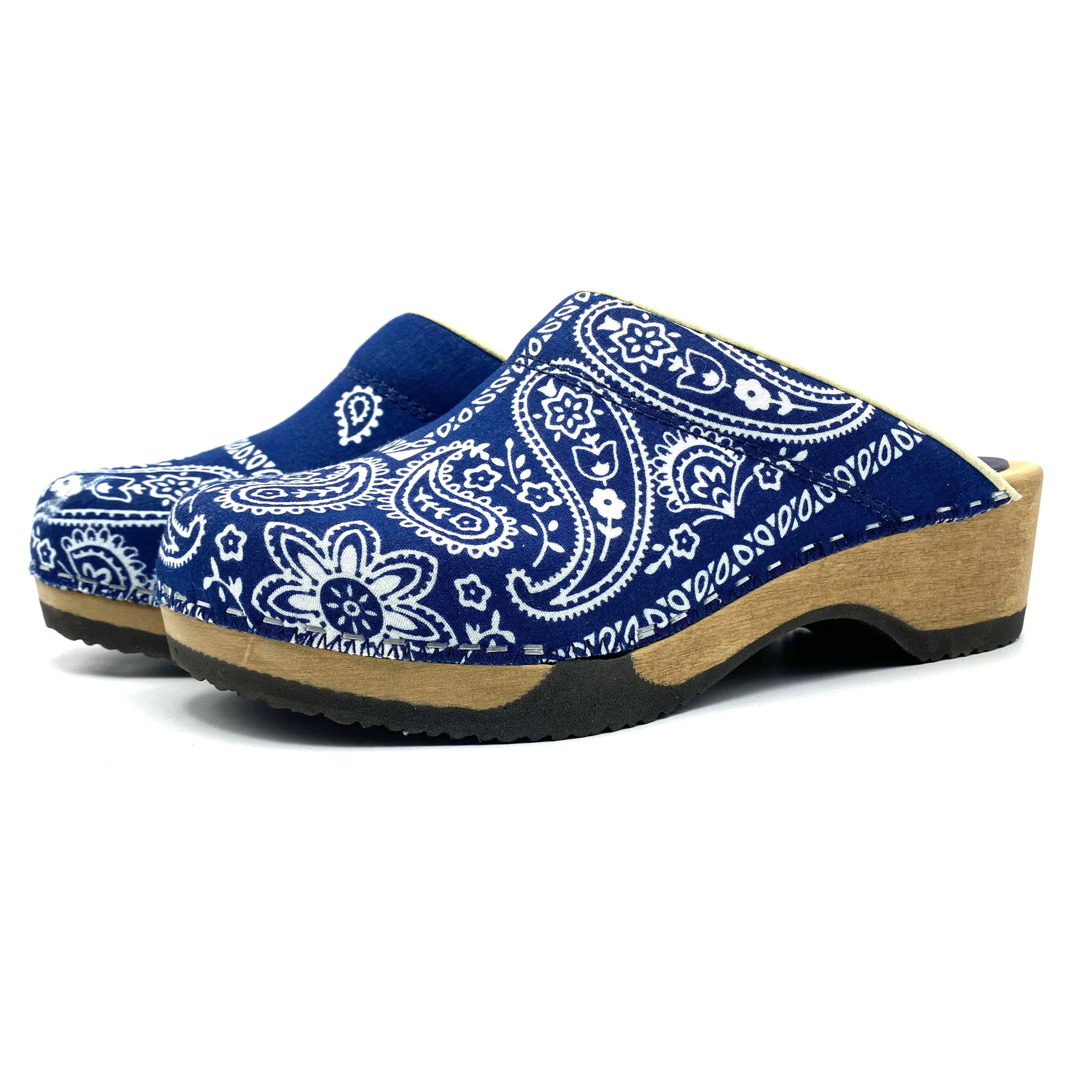 Embla Clogs | Navy Bandana