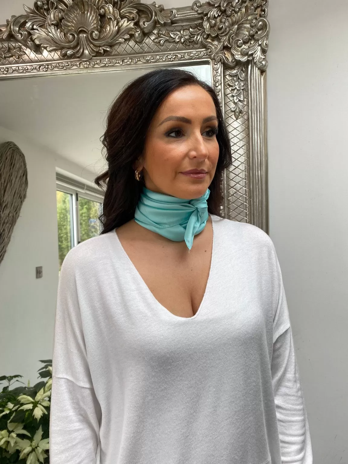 Essential Neck Scarf