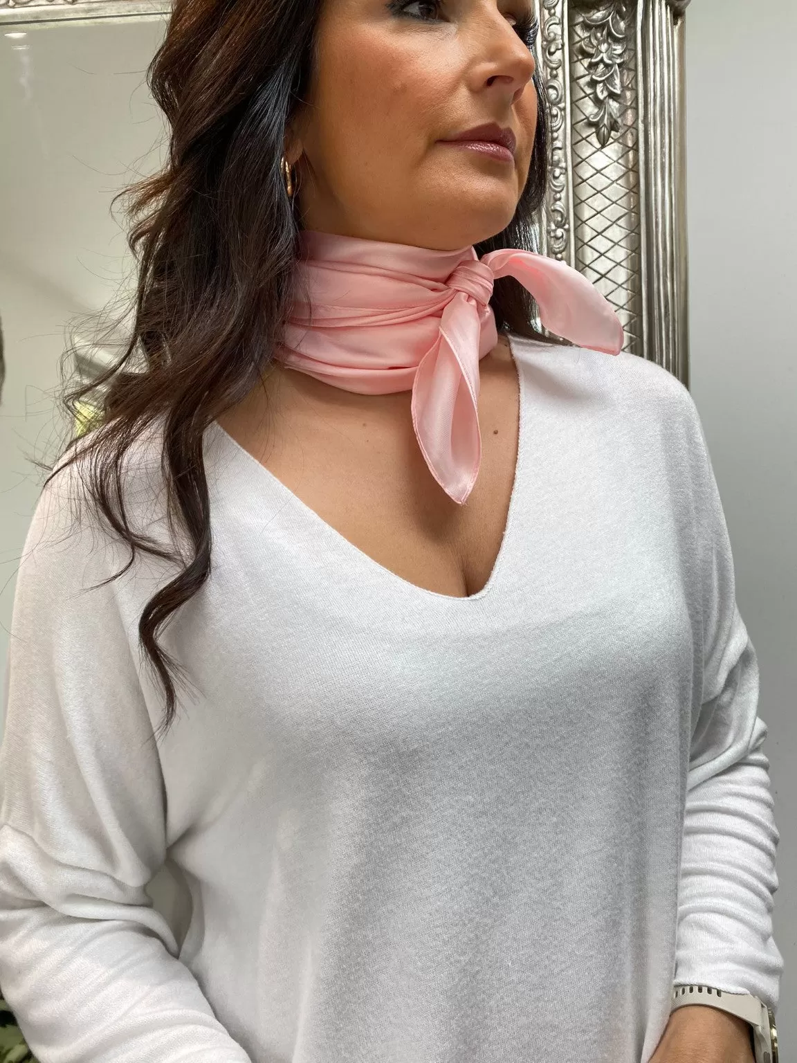 Essential Neck Scarf