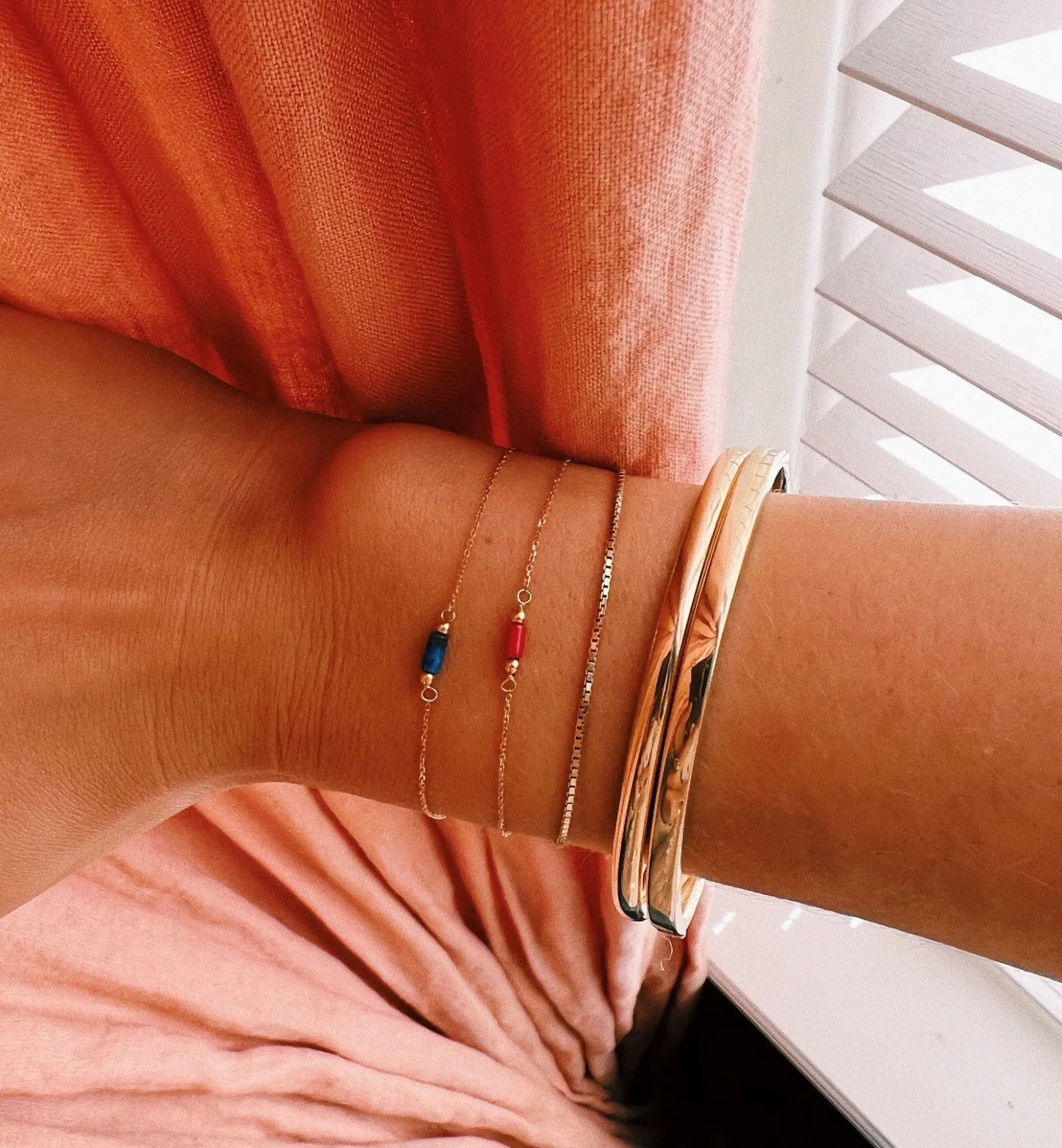 Flat Hinge Bangle 14K