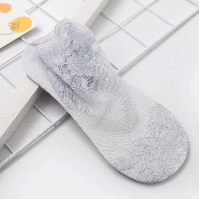 Leaves Lace Invisible Socks Thin Ladies Lace Boat Socks Hollow Non-slip