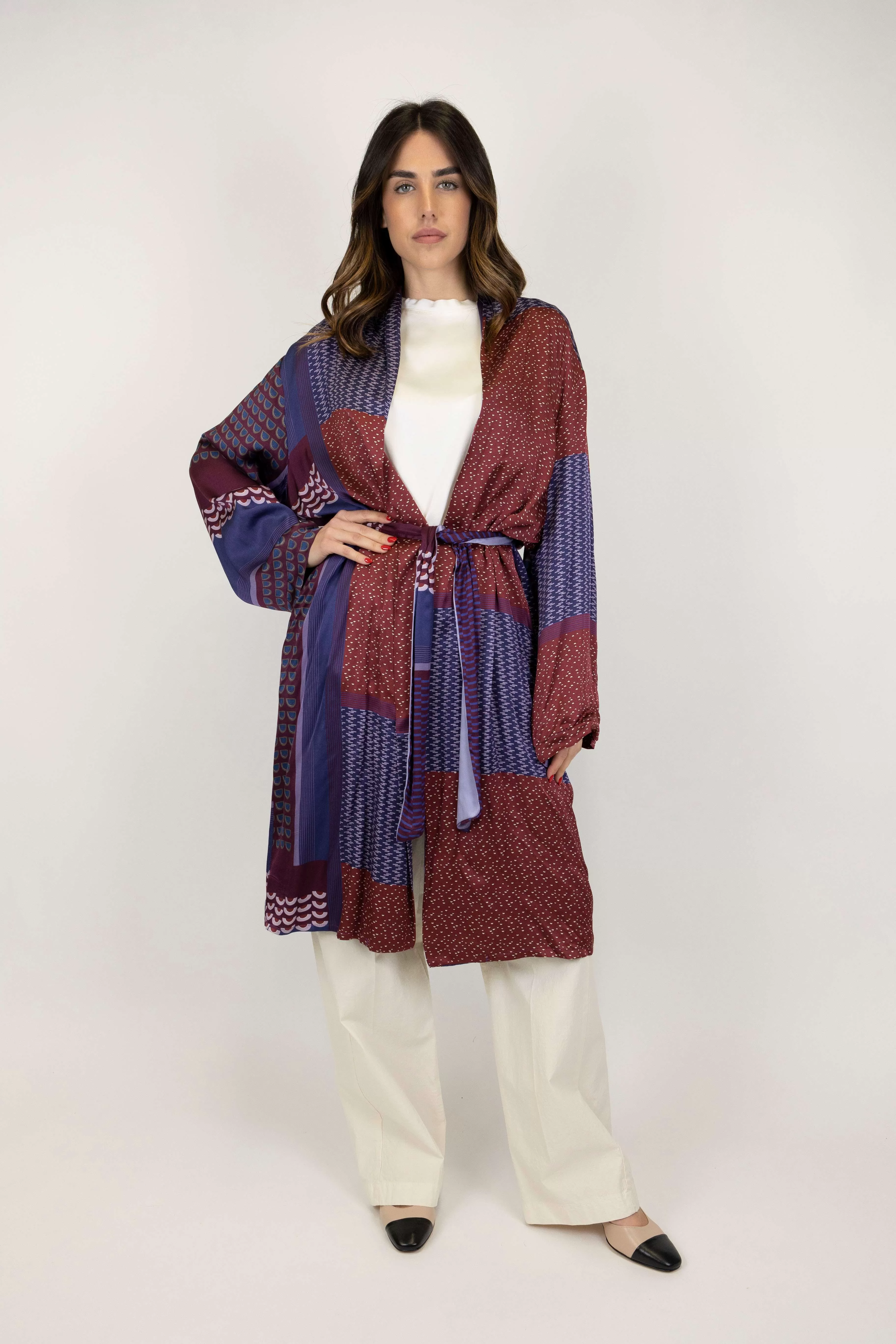 Tensione in - Kimono fantasia astratta in raso