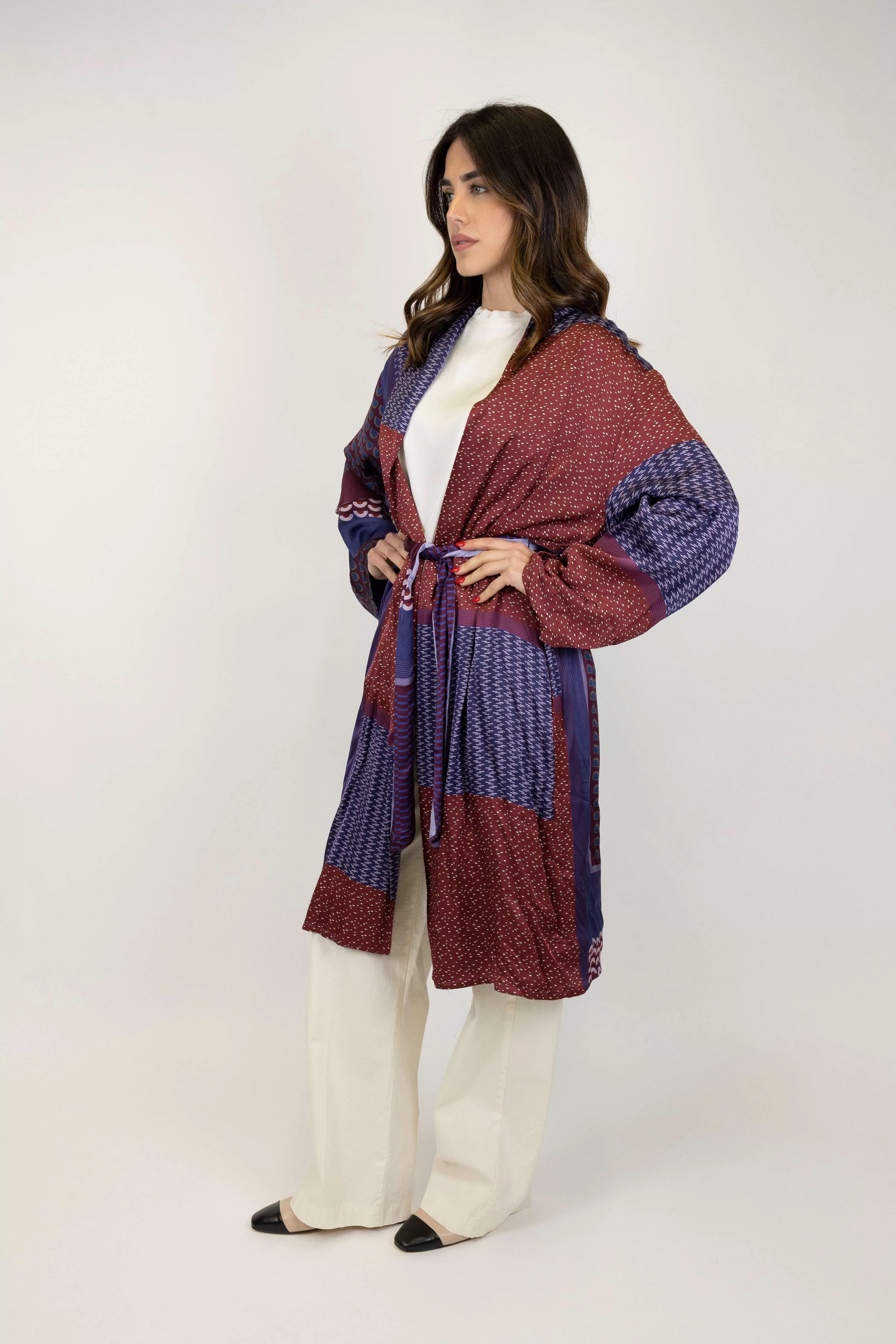 Tensione in - Kimono fantasia astratta in raso