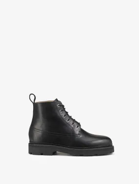 The Norwegian-stitched leather desert boot