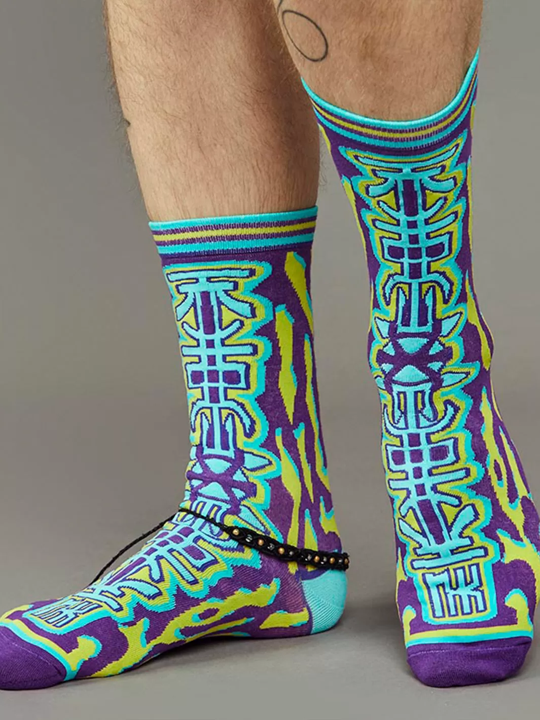 TRIBE O LIGHT SOCKS