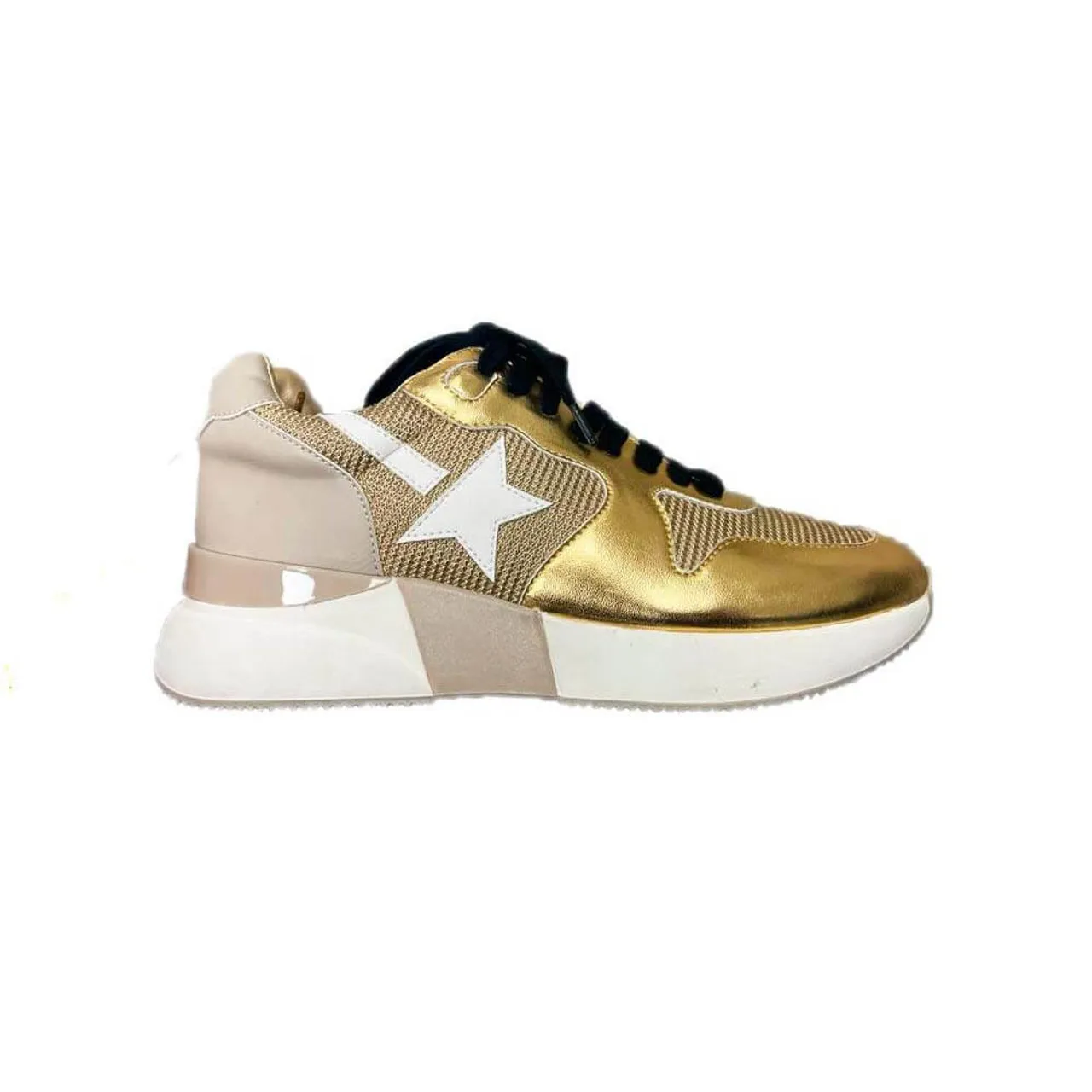 Women's Shushop Patsy Sneaker