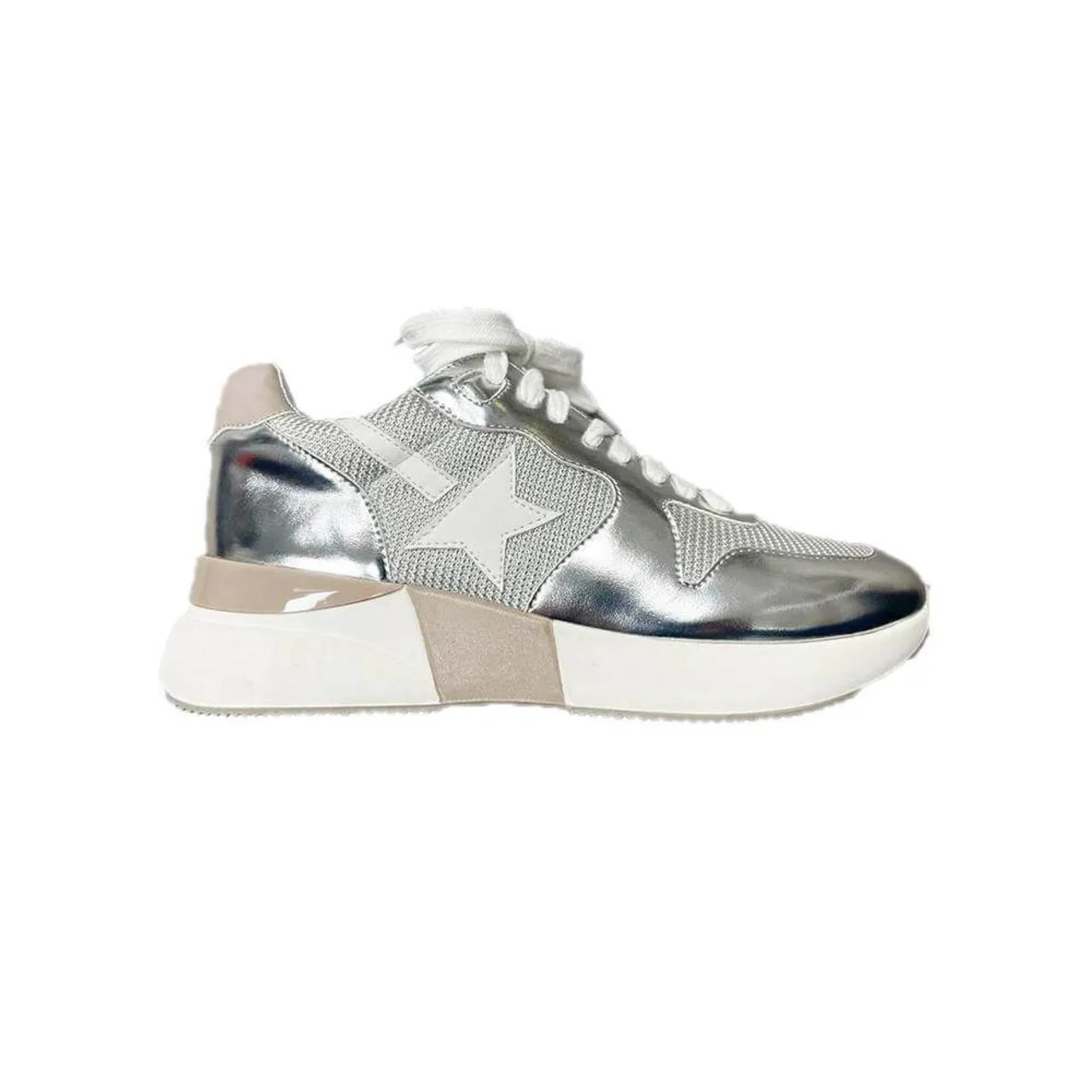 Women's Shushop Patsy Sneaker